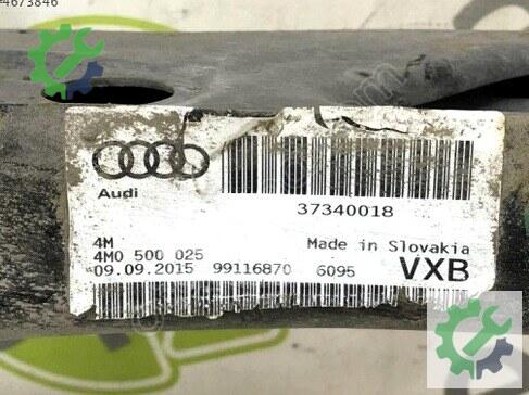 Audi Q7 Arka Travers 4M0500025 çıkma parça