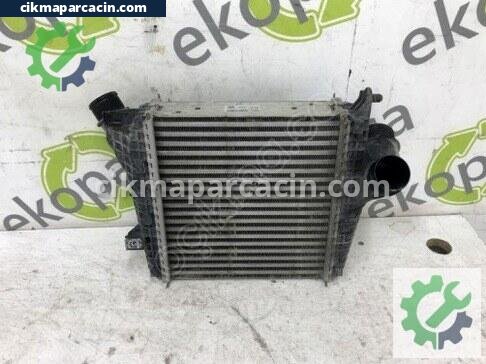 Audi Q7 Intercooler Borusu çıkma parça