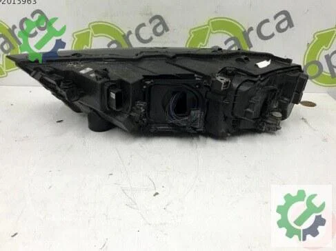 Audi Q7 Sağ Ön Far 4M0941774 çıkma parça
