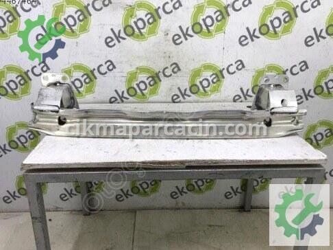 Audi Q7 Arka Tampon Demiri 4M0807309 çıkma parça
