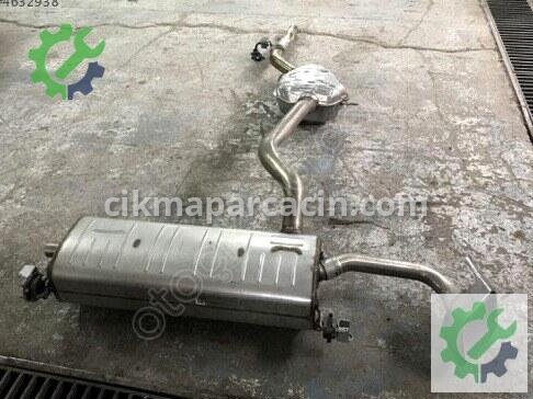 Audi Q7 Egzoz Manifoldu 4M0253611AN çıkma parça