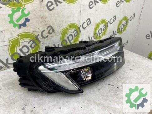 Audi Q7 Sağ Ön Far 4M0941040D çıkma parça