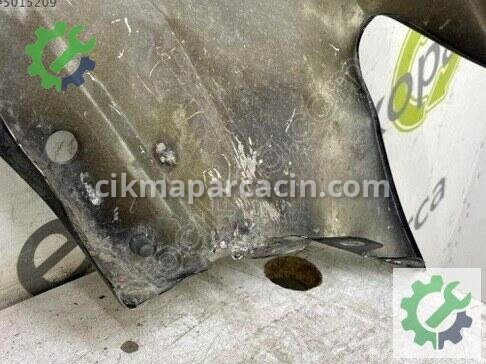 Audi Q8 Sol Ön Çamurluk 4M8821105 çıkma parça