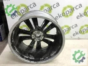 AUDI Q8 2020 2025 JANT 4M8601025AN