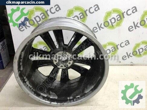 Audi Q8 Jant Kapağı çıkma parça