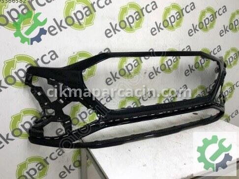 Audi Q8 Ön Tampon 4KE807725 çıkma parça