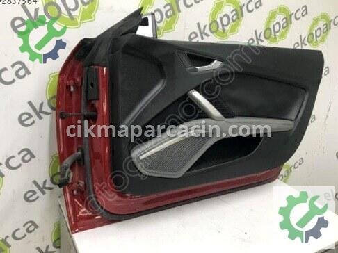Audi TT Sağ Ön Kapı 8S0831052 çıkma parça