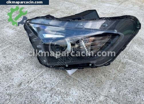 Hyundai Bayon Sağ Ön Far çıkma parça