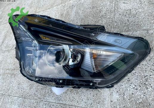 Hyundai Bayon Sağ Ön Far 92102-Q0600 çıkma parça