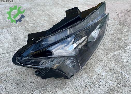 Hyundai Bayon Sağ Ön Far 92102-Q0600 çıkma parça