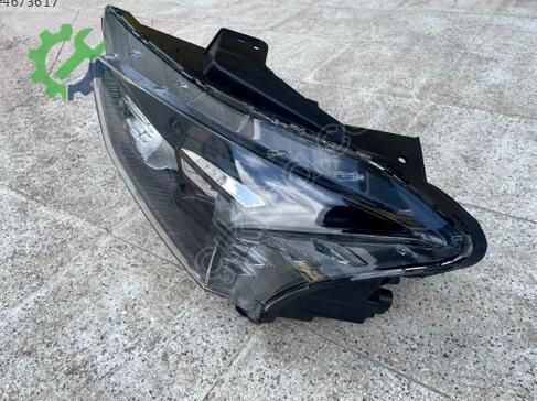 Hyundai Bayon Sol Ön Far 92101Q0600 çıkma parça
