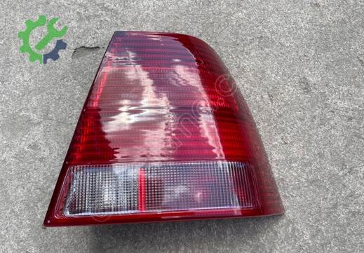 Volkswagen Bora Sağ Arka Stop 1J5945096AB çıkma parça