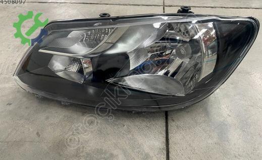 Volkswagen Caddy Sağ Ön Far 2K5941006A çıkma parça