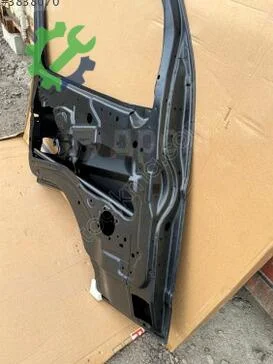 Mitsubishi Canter Sol Ön Kapı MK702225 çıkma parça