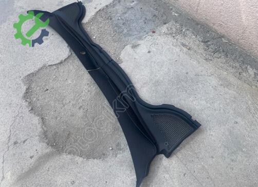 Volkswagen VW CC Ön Cam Izgarası 3C8819403 çıkma parça