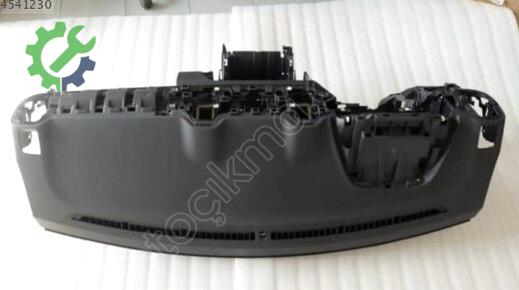 Citroen C5 Ön Torpido çıkma parça