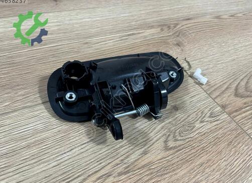 Honda Civic Sağ Ön Kapı Kolu 72140S04003 çıkma parça