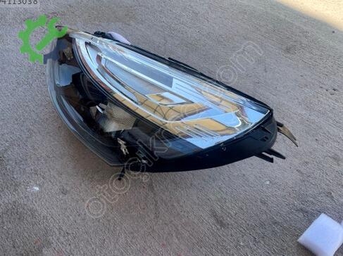 Renault Clio Sol Ön Far 260601732R çıkma parça