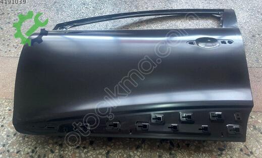 Renault Clio Sol Ön Kapı 801017896R çıkma parça