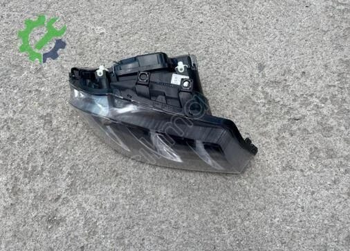 Seat Cordoba Sağ Ön Far 6L1941030B çıkma parça