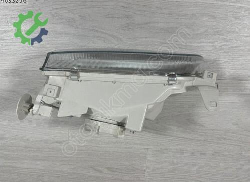 Toyota Corolla Sol Ön Far 811501E440 çıkma parça