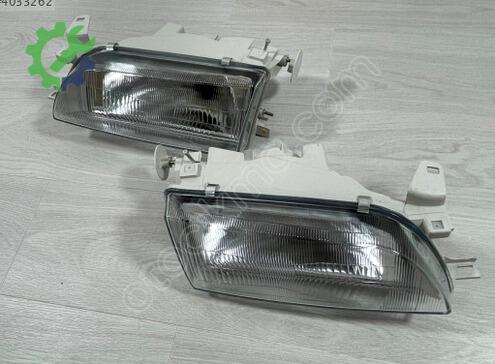 Toyota Corolla Far 811501E440 çıkma parça