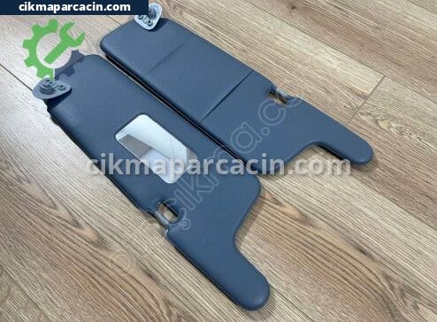 Toyota Corolla Güneşlik çıkma parça