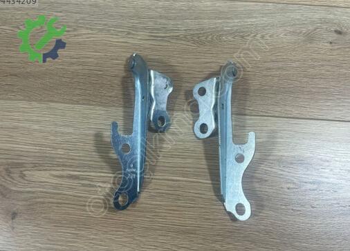 Toyota Corolla Kaput Menteşesi çıkma parça