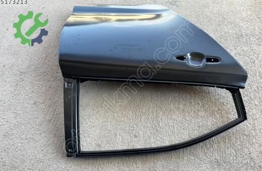 Toyota Corolla Sağ Arka Kapı 6700302550 çıkma parça