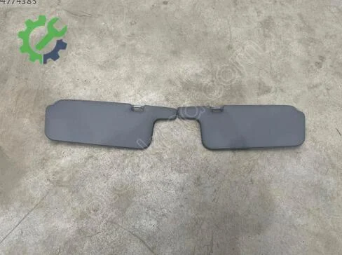 Toyota Corolla Güneşlik çıkma parça