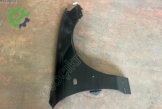 Toyota Corolla Sağ Ön Çamurluk 538011E800 çıkma parça
