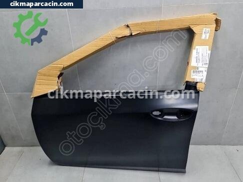 Toyota Corolla Sol Ön Kapı çıkma parça