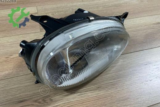 Opel Corsa Sağ Ön Far 1216487 çıkma parça