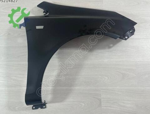 Opel Corsa Sağ Ön Çamurluk çıkma parça