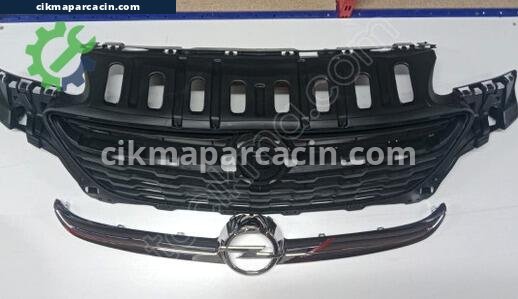 Opel Corsa Ön Panjur çıkma parça