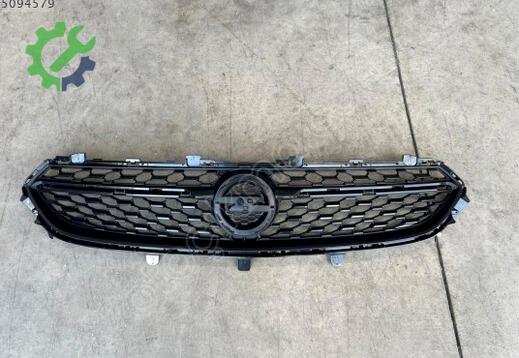 Opel Corsa Ön Panjur 9829474480 çıkma parça