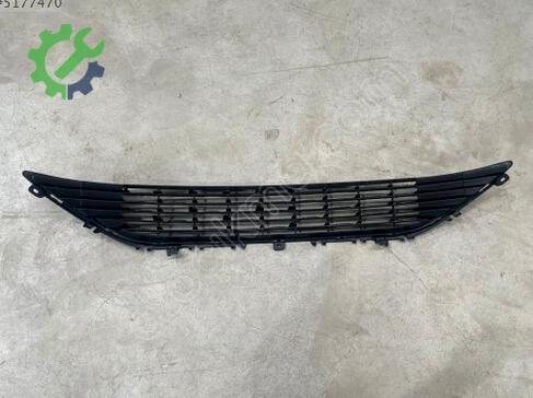 Opel Corsa Ön Panjur 9829831980 çıkma parça