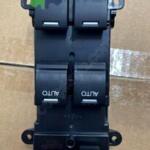 CR-V CAM AÇMA DÜĞMESİ ÖN SOL 2007 2008 2012 SIFIR 35750-SWA-G01-A