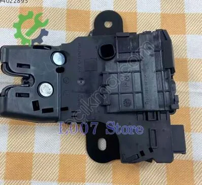 Chevrolet Cruze Bagaj Kilidi 13501988 çıkma parça