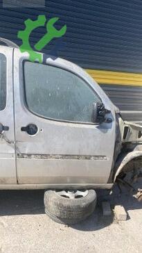 Fiat Doblo Sağ Ön Kapı çıkma parça