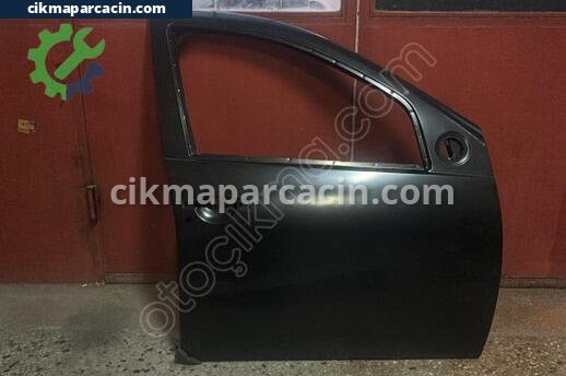 Dacia Duster Sağ Ön Kapı çıkma parça