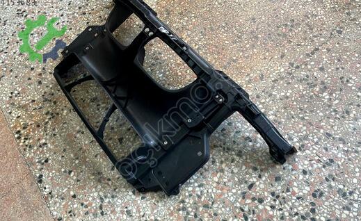 BMW 1 Serisi Ön Panel 51647058593 çıkma parça