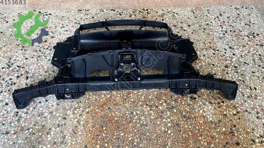 BMW 1 Serisi Ön Panel 51647058593 çıkma parça