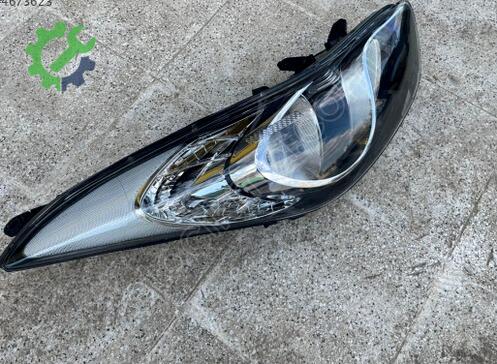 Hyundai Elantra Sağ Ön Far 921023X030 çıkma parça