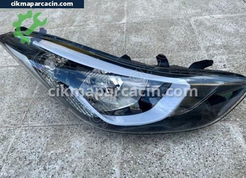 Hyundai Elantra Sağ Ön Far çıkma parça