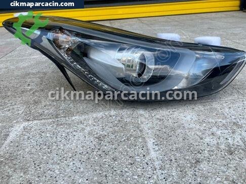 Hyundai Elantra Sağ Ön Far çıkma parça