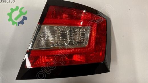 Skoda Fabia Sağ Arka Stop çıkma parça