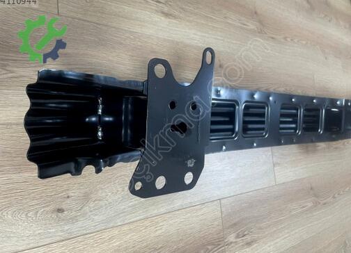 Skoda Fabia Ön Tampon Demiri 6Y0807109C çıkma parça