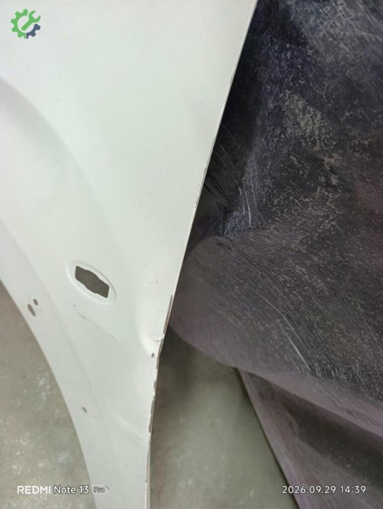 Peugeot Rifter Sol Çamurluk çıkma parça