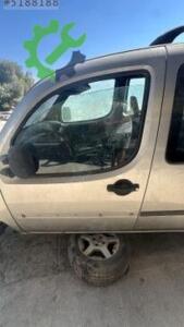 Fiat Doblo 1 sol ön kapı araçtan sökme